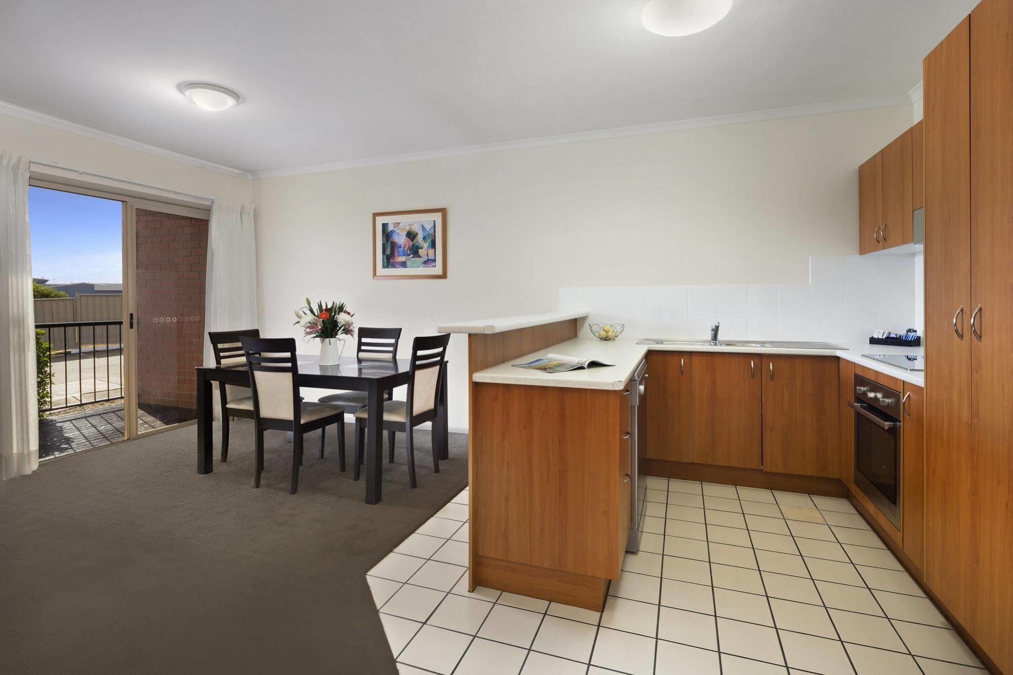 Quest Tamworth Aparthotel Ngoại thất bức ảnh